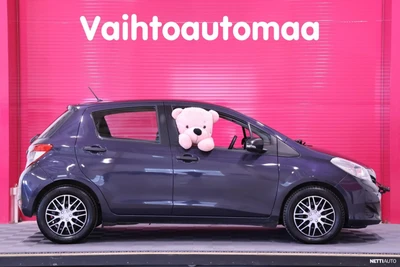 Toyota Yaris 1,4 D-4D DPF Life 5ov 2013, photo 2/19
