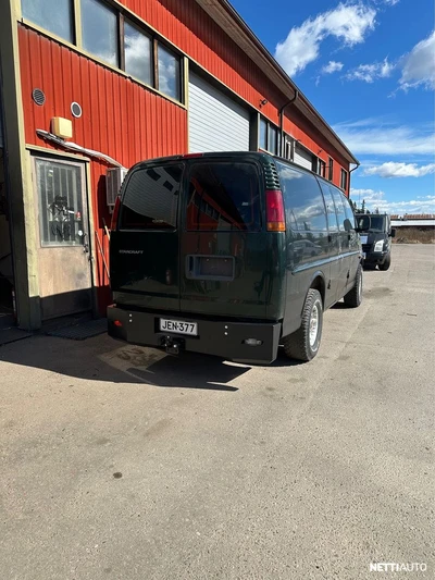 Chevrolet Chevy Van 2001, kuva 3/8