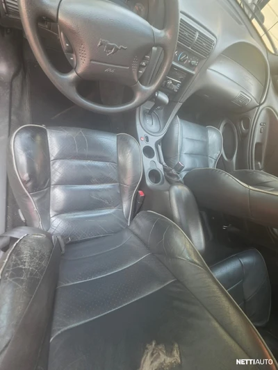Ford Mustang 2001, kuva 5/11