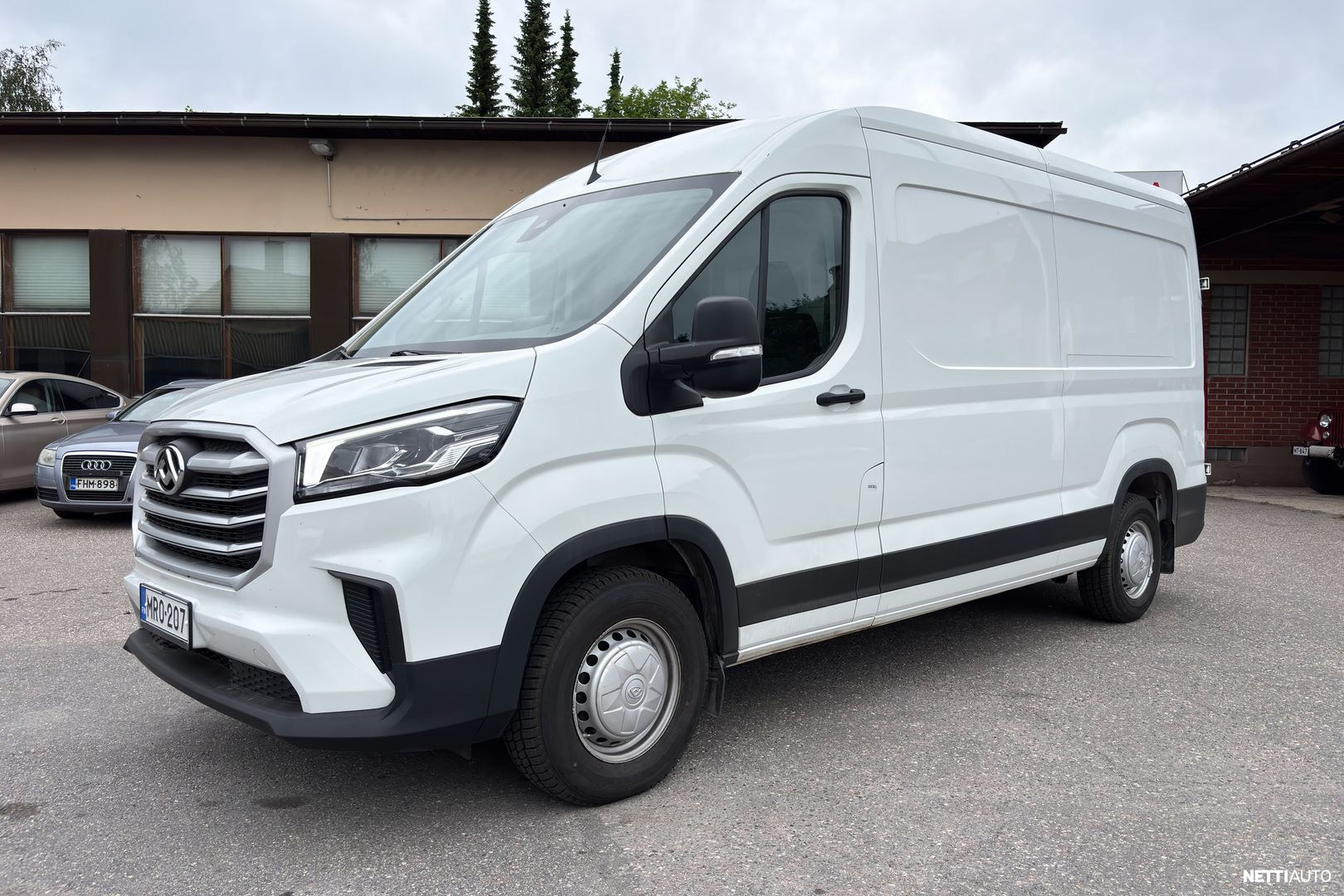 Maxus Deliver 9