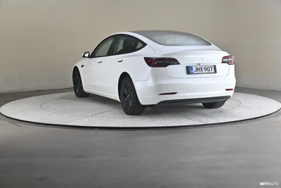 Tesla Model 3 Long Range AWD 2023, kuva 2/10