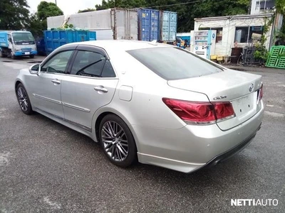 Toyota Crown 2013, photo 2/15
