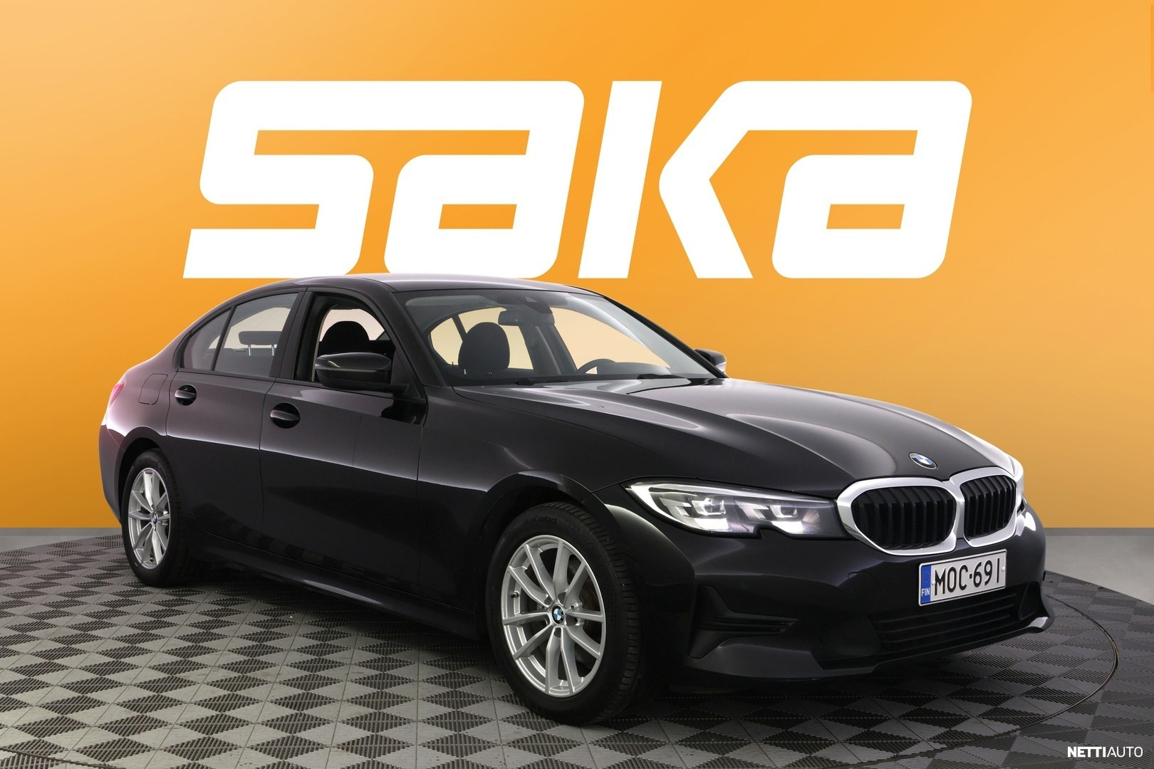 BMW 320