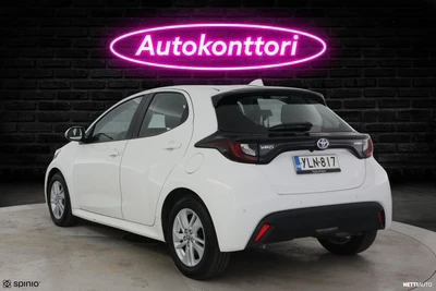 Toyota Yaris 1.5 Hybrid Active 5-ov 2022, kuva 2/11