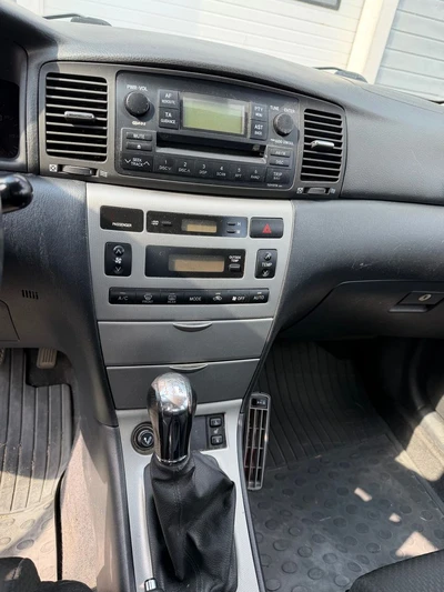 Toyota Corolla 1,6 VVT-i Linea Sol AC 4d 2004, kuva 6/10