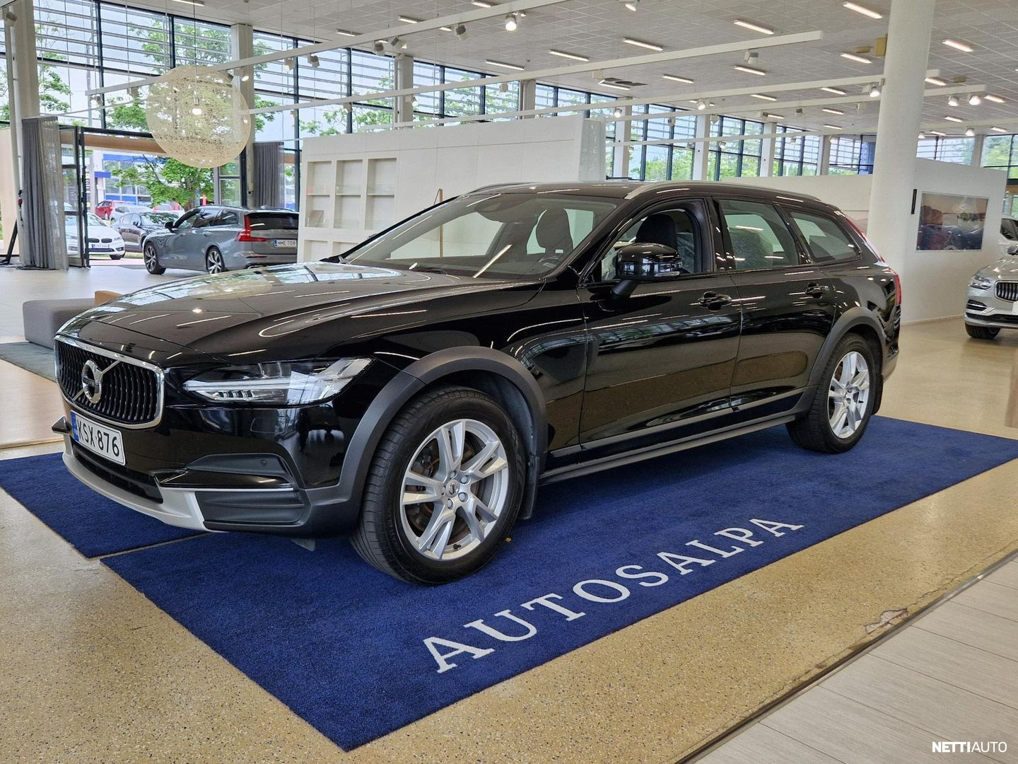Volvo V90 Cross Country
