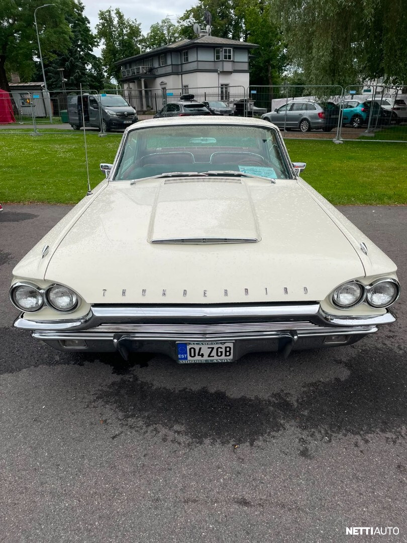 Ford Thunderbird