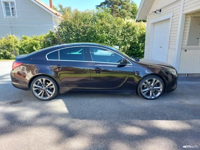 Opel Insignia 2011, kuva 3/23