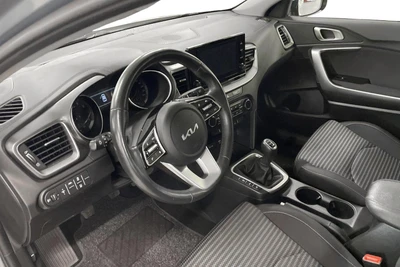 Kia Ceed 1,5 T-GDI 160hv EX 5D 2023, photo 7/27