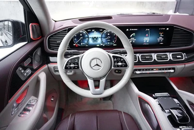 Mercedes-Benz GLS 2023, photo 5/21
