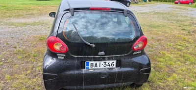 Toyota Aygo + 1,0 VVT-i 3ov 2006, photo 6/6