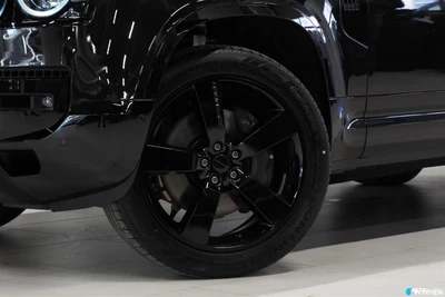 Land Rover Defender 2026, photo 2/16