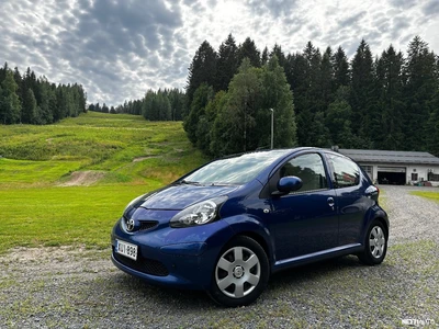 Toyota Aygo + Blue 5d 2007, photo 2/13