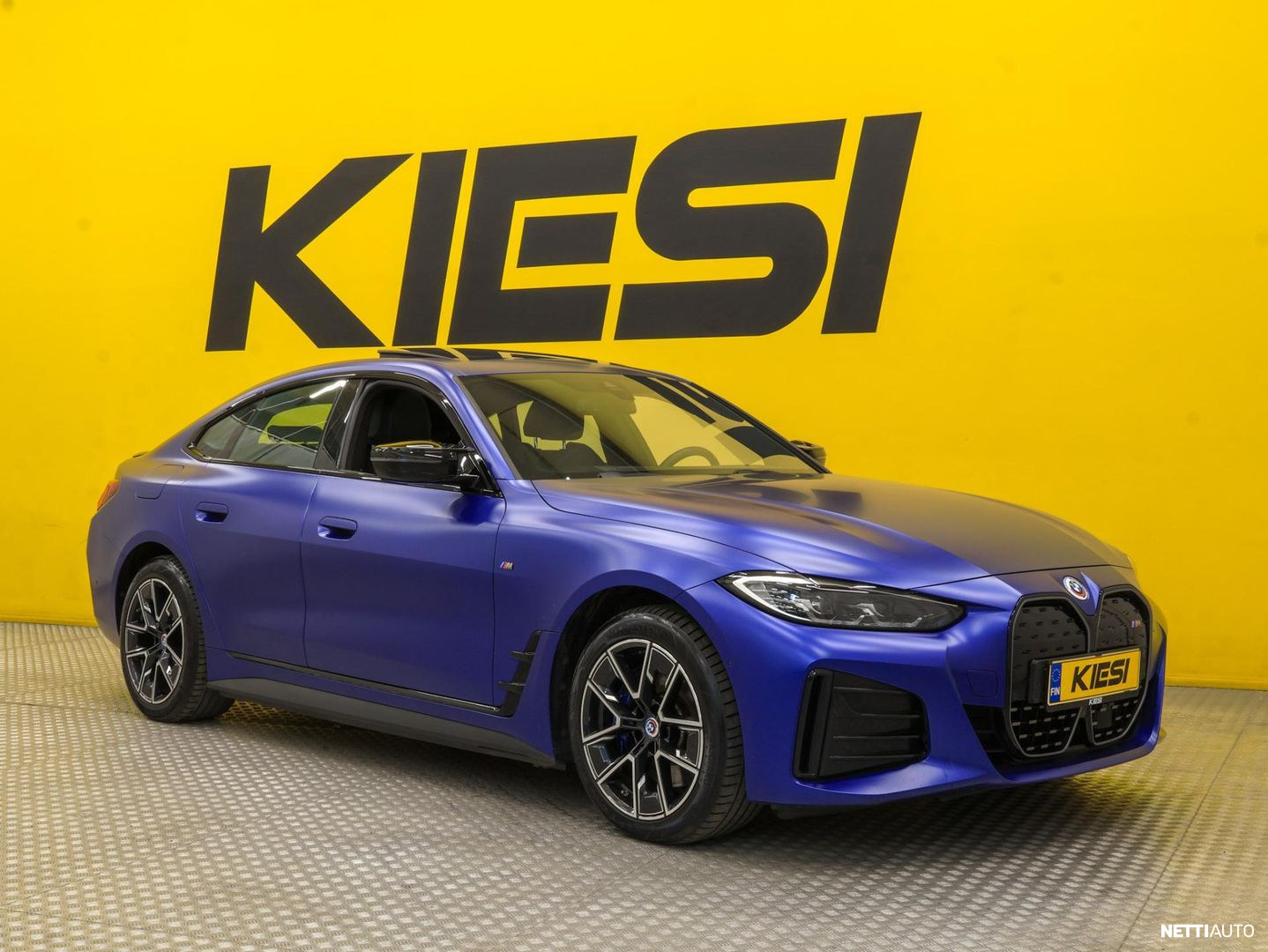 BMW i4 M50