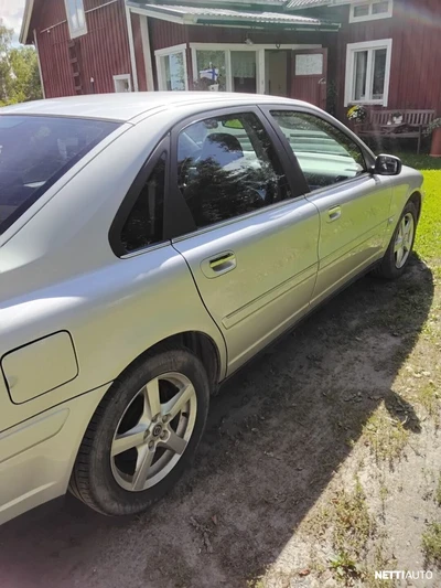 Volvo S80 2,4 (170) Classic 2006, photo 3/6