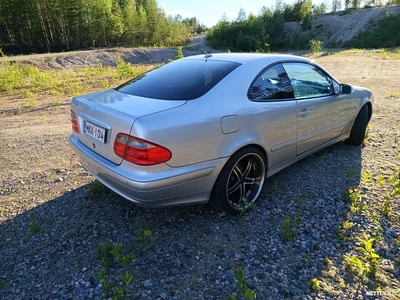 Mercedes-Benz CLK 2001, kuva 5/10
