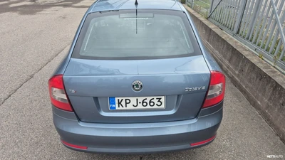 Skoda Octavia 1,8 TSI Ambiente 2010, photo 7/13