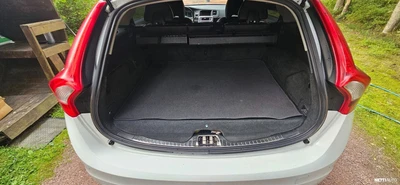 Volvo V60 2015, photo 6/16