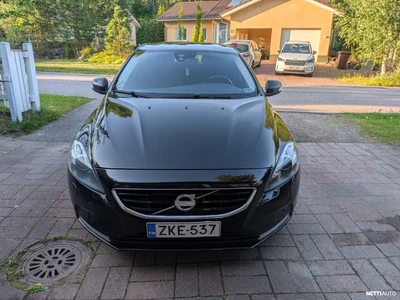 Volvo V40 D2 Business 2014, photo 5/17