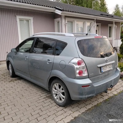 Toyota Corolla Verso 2009, photo 2/6