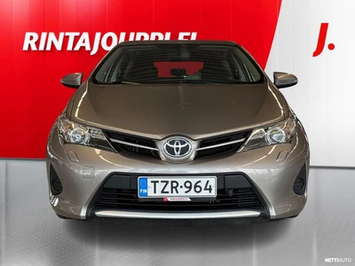 Toyota Auris 1,4 D-4D DPF Life 5ov 2015, kuva 3/23