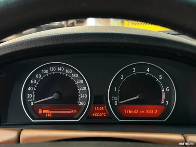 BMW 735 2005, kuva 7/10
