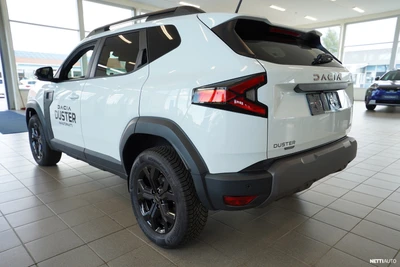 Dacia Duster Hybrid 150 4x4 Extreme 2026, kuva 2/15
