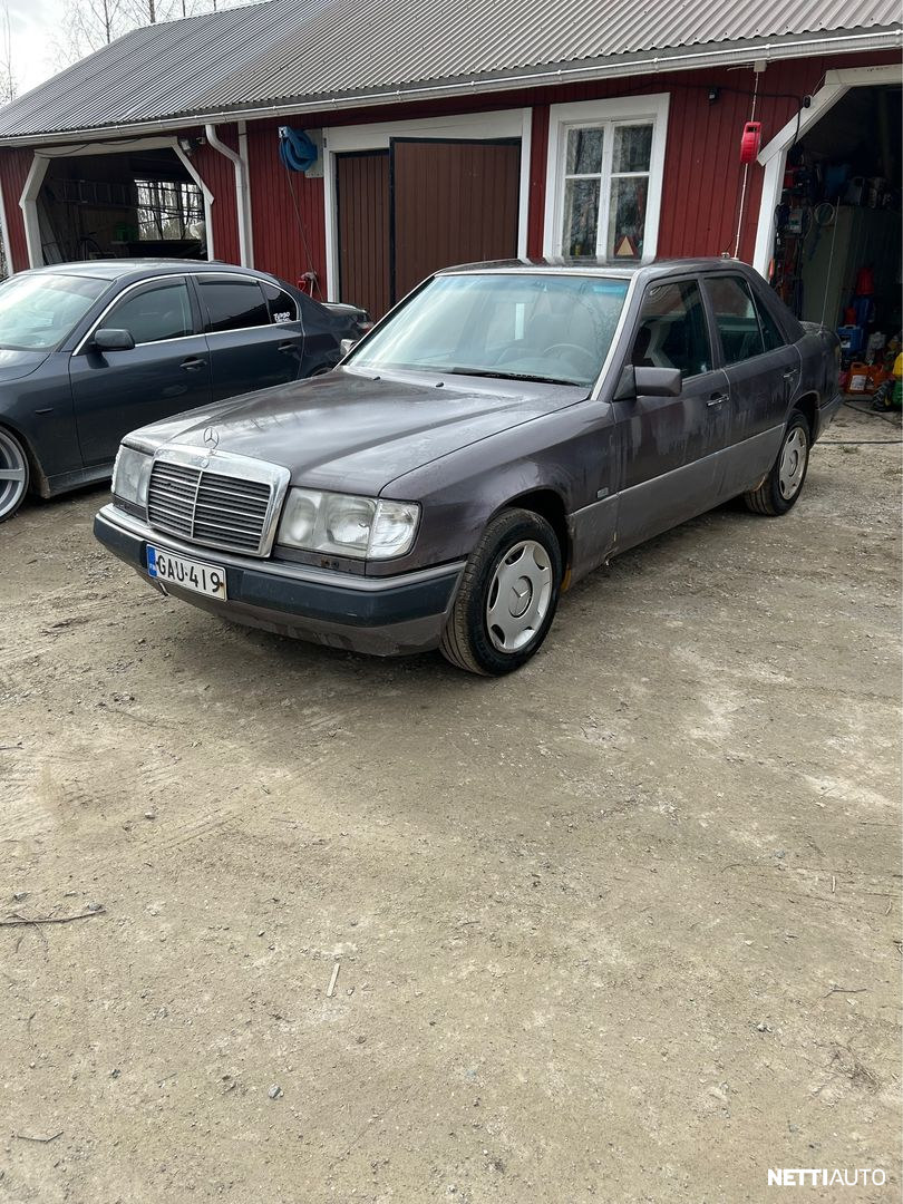 Mercedes-Benz E