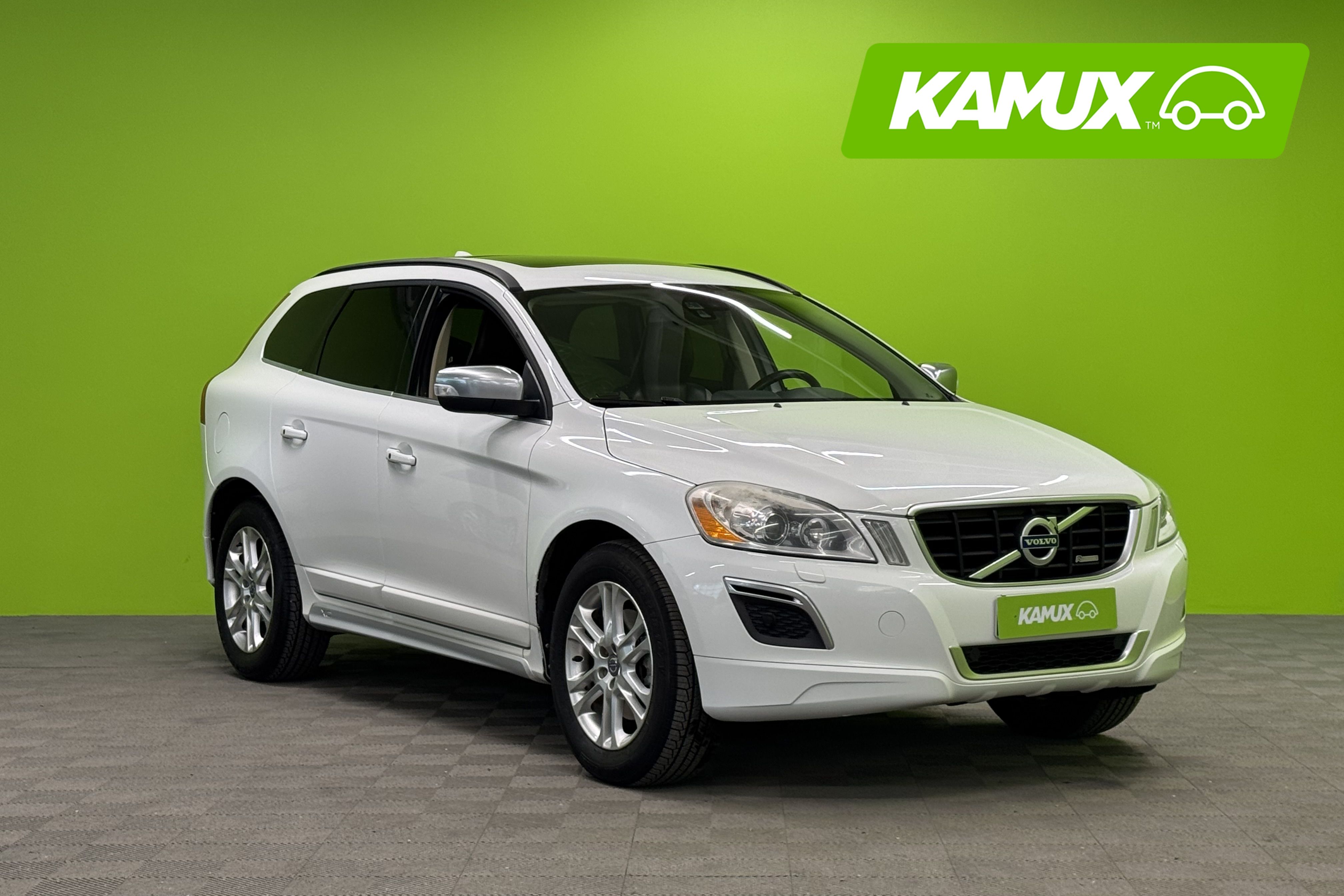 Volvo XC60 D5 AWD R-Design aut ** Jakopää 1/25 **