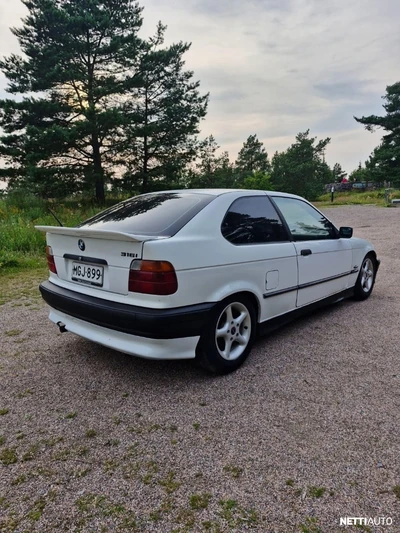 BMW 316 1995, photo 3/8