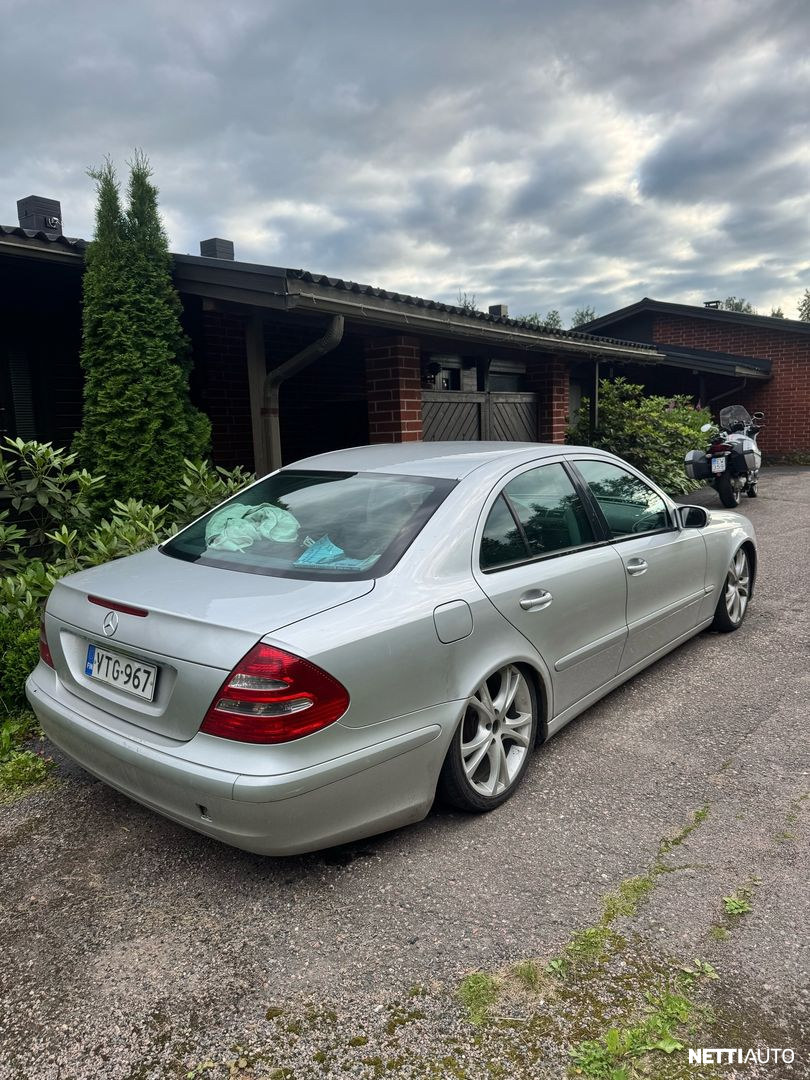 Mercedes-Benz E