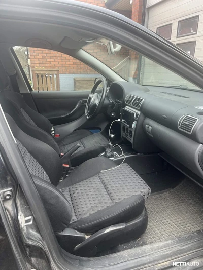 Seat Leon 2001, photo 7/12