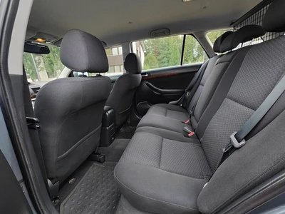 Toyota Avensis 2006, kuva 7/12