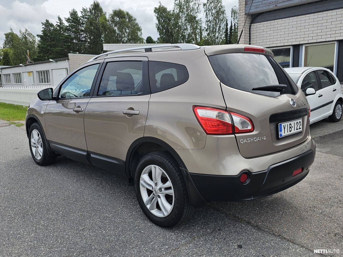 Nissan Qashqai+2 2012, photo 2/10