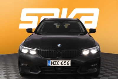 BMW 330 2021, kuva 2/46