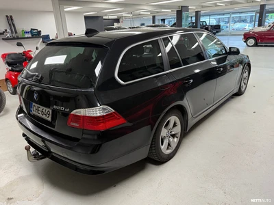 BMW 520 E61 Touring Business 2009, kuva 3/10