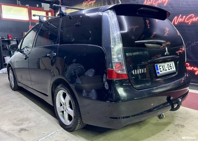 Mitsubishi Grandis 2.4 MIVEC Aut. 2007, photo 3/29