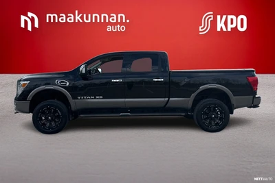 Nissan Titan 2018, photo 2/35