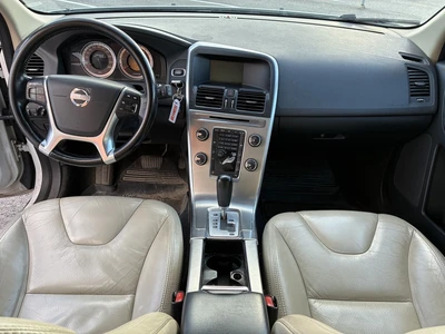 Volvo XC60 D3 AWD Summum aut 2012, photo 6/7