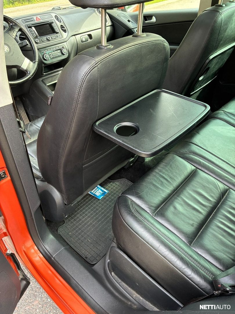 Volkswagen Tiguan 2010, photo 7/15