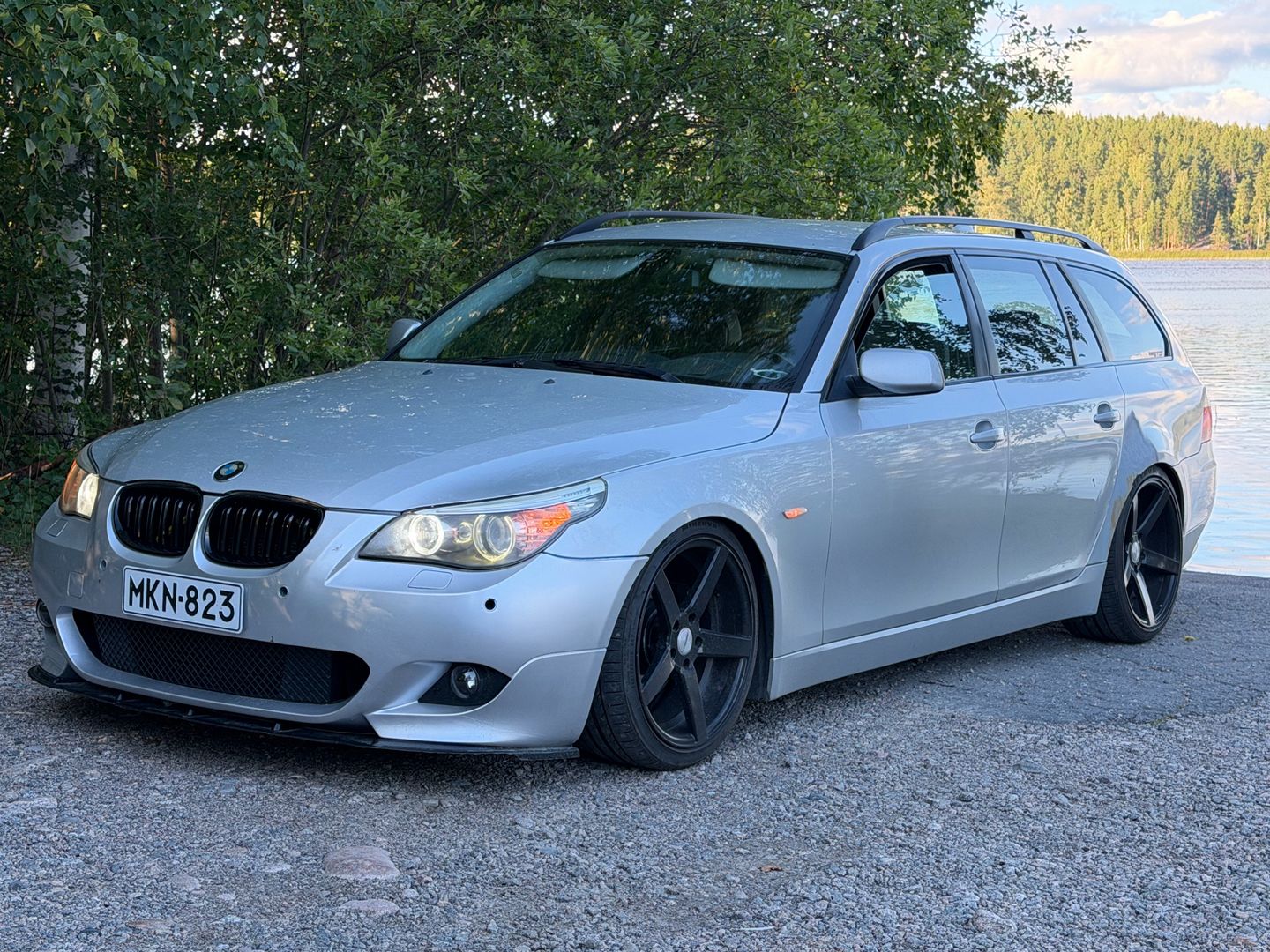 BMW 530