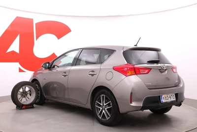 Toyota Auris 2014, photo 3/33