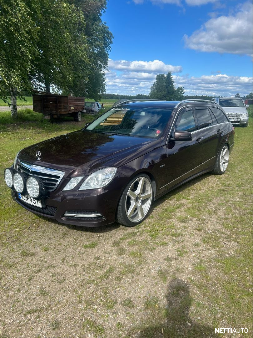 Mercedes-Benz E