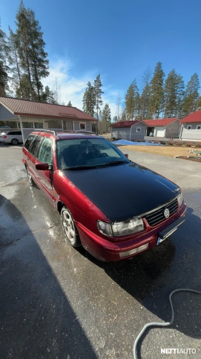 Volkswagen Passat 1994, kuva 1/8