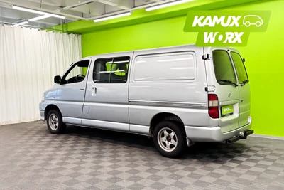 Toyota Hiace 2,5 D-4D 117 5ov pitkä 4WD 2006, photo 5/17