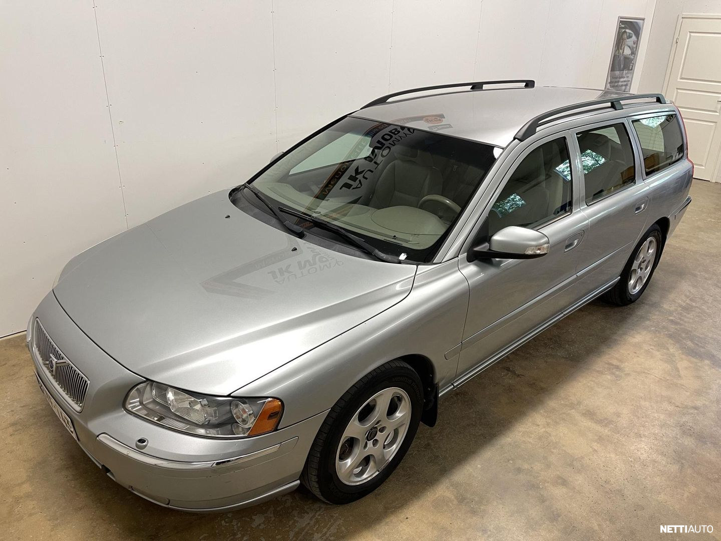 Volvo V70 2007, photo 5/30