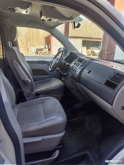 Volkswagen Transporter 2011, photo 3/7