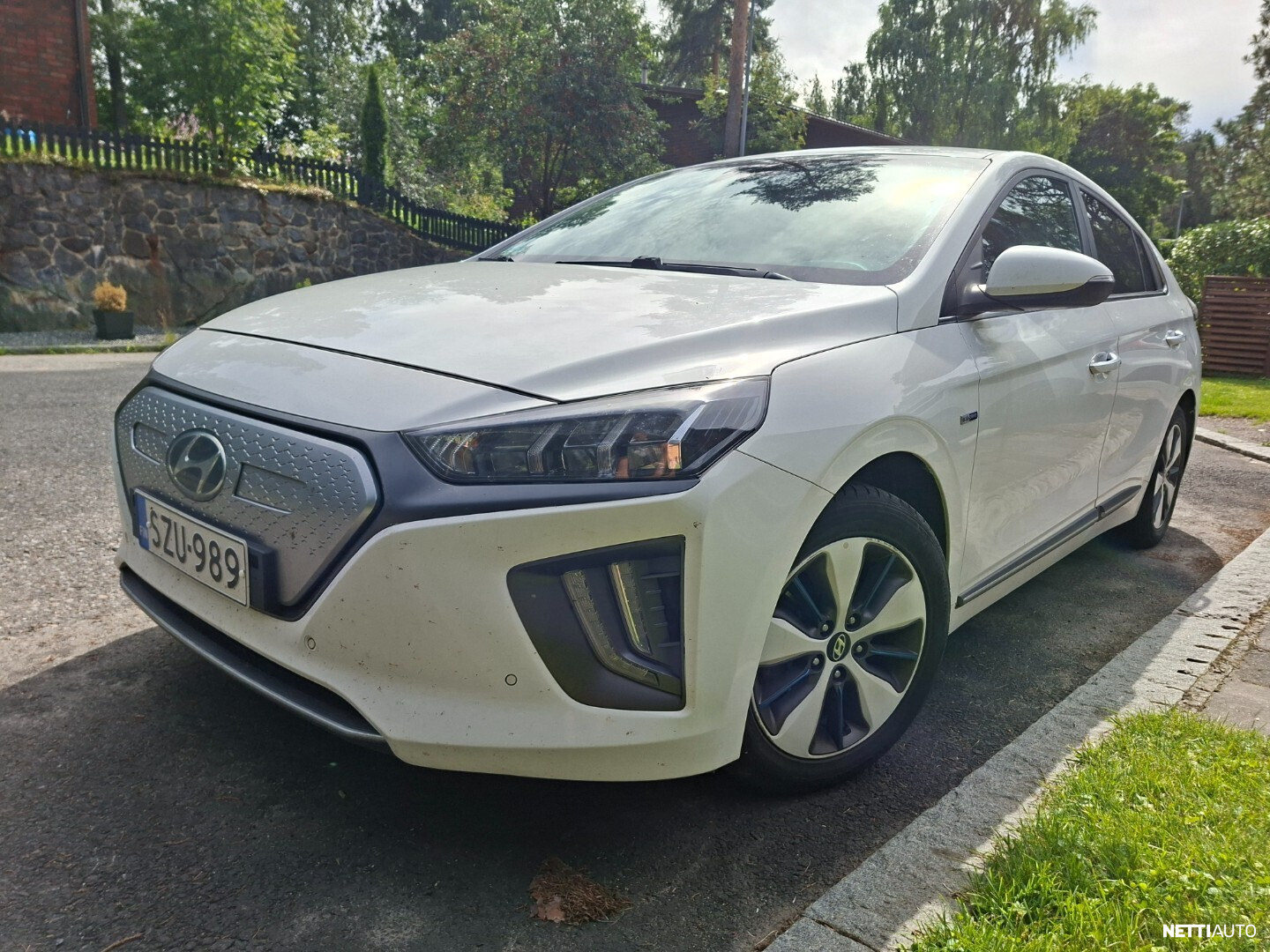 Hyundai Ioniq Electric
