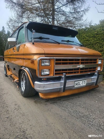 Chevrolet Chevy Van 1989, photo 3/15