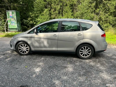 Seat Altea XL 1,6 TDI DPF CR Style 2011, kuva 4/10